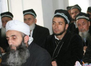В Таджикистане назвали максимальную длину бороды имамов