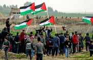 صحيفة إسرائيلية: "الجدران الأمنية" لن توقف الفلسطينيين عن التفكير بالعودة