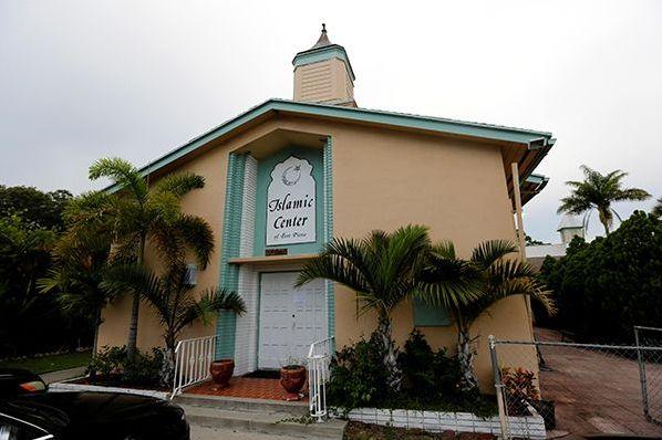 تدنيس مركز إسلامي بكتابات معادية للإسلام في "فلوريدا"  