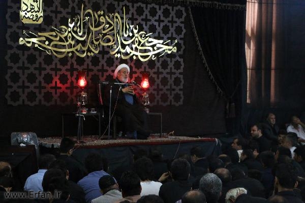 عکس خبری/ روز شهادت امام صادق(ع) در حسینیه هراتی های مقیم مشهد با سخنرانی استاد انصاریان