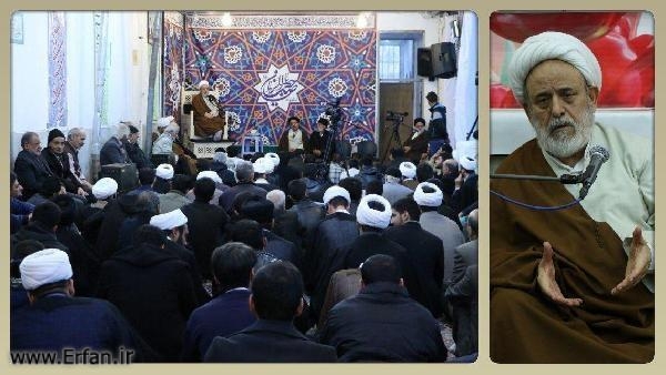 Photos/ Professor Ansarian lecture in Khansar and Golpaygan.